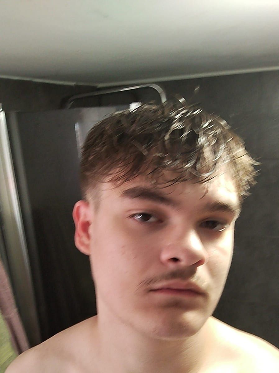 Profil de Heny